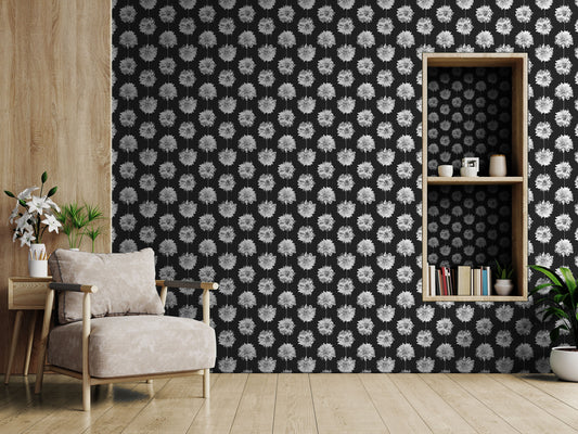 Dahlia Black